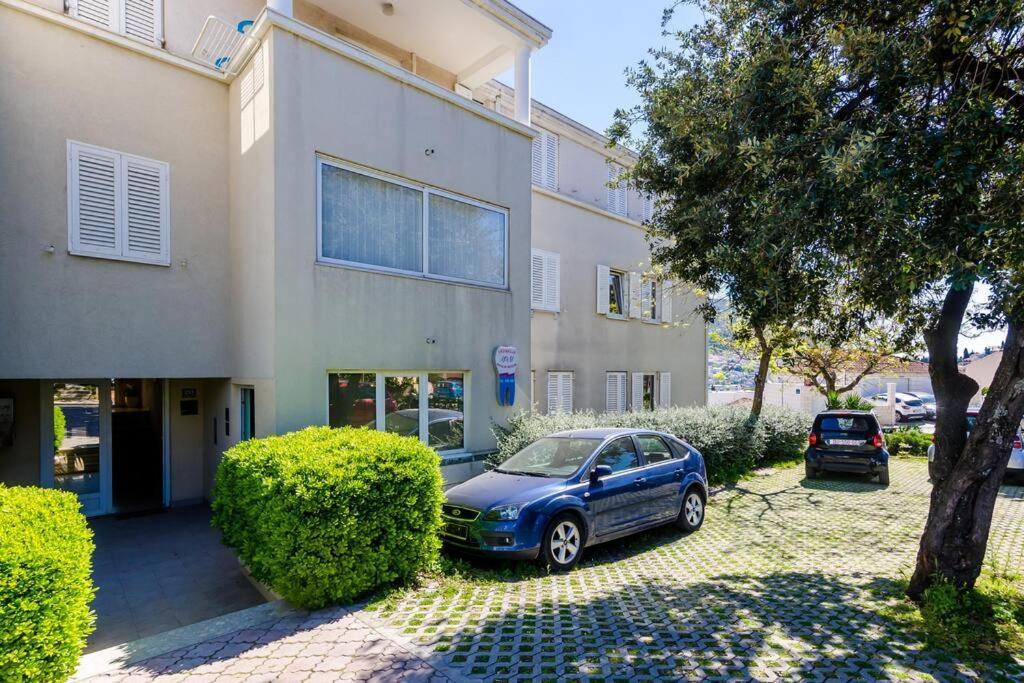 Apartment Kate With Free Parking 두브로브니크 외부 사진